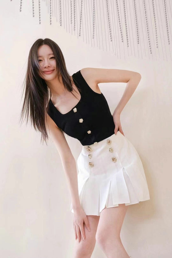 SIEW White Natural Crystal Double-breasted High-waisted Pleated Skirt Pants