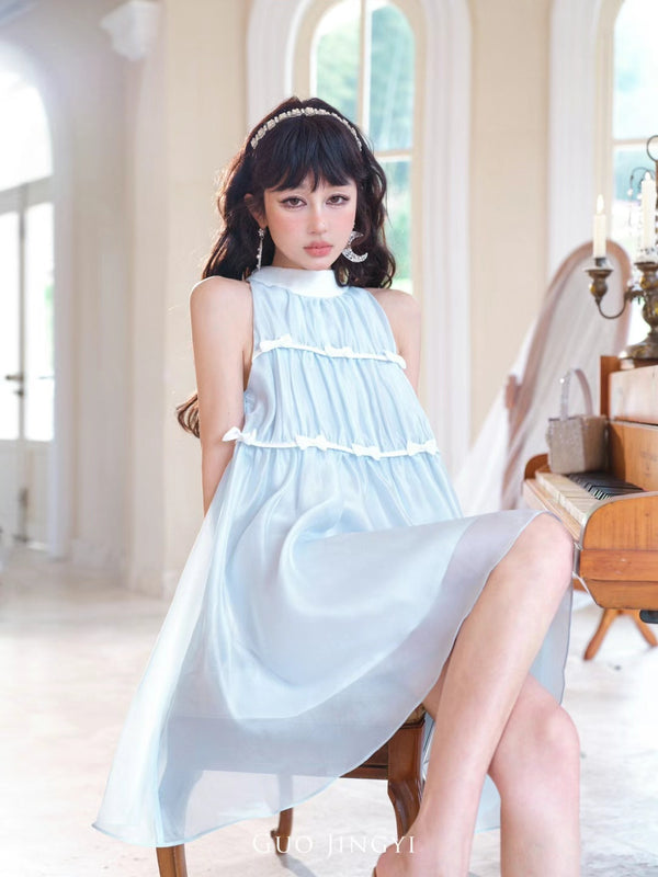 GUO JINGYI Sleeveless Pleated Blue Satin Dress